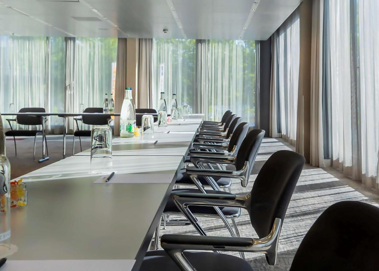 Radisson Blu Hotel, Hotel