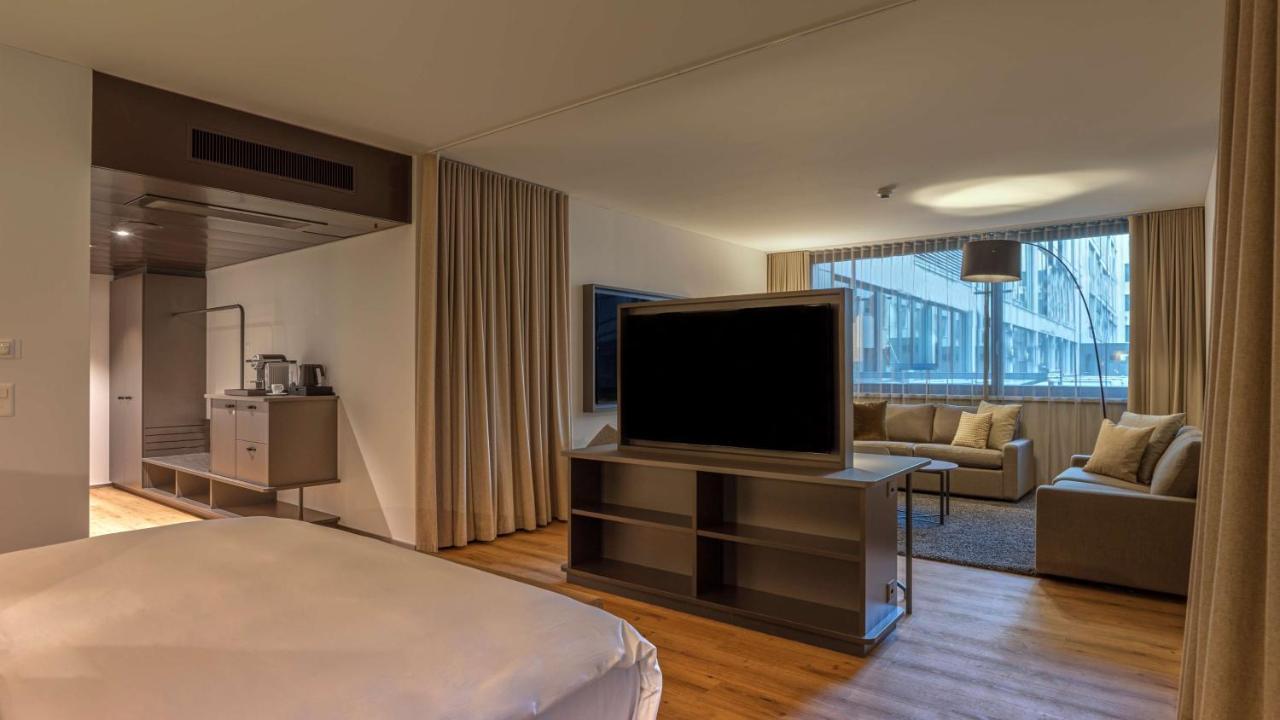 Hotel Radisson Blu Hotel, 4*